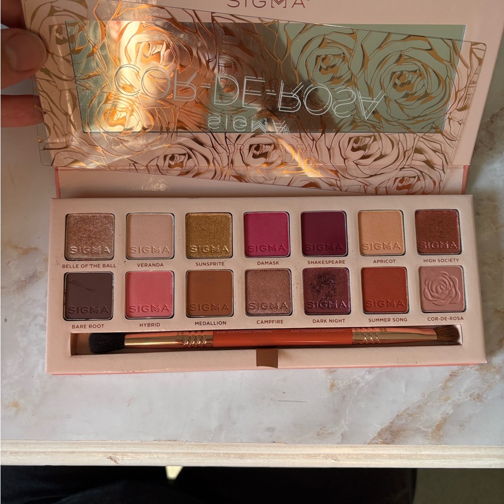 Sigma Beauty Cor-de-Rosa Eyeshadow palette